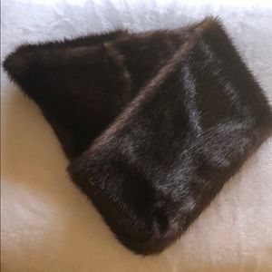 Infinity faux fur brown scarf